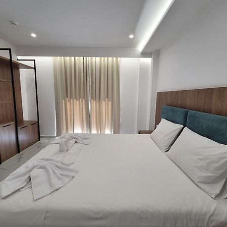 Prestige Hotel Ksamil Eksteriør billede