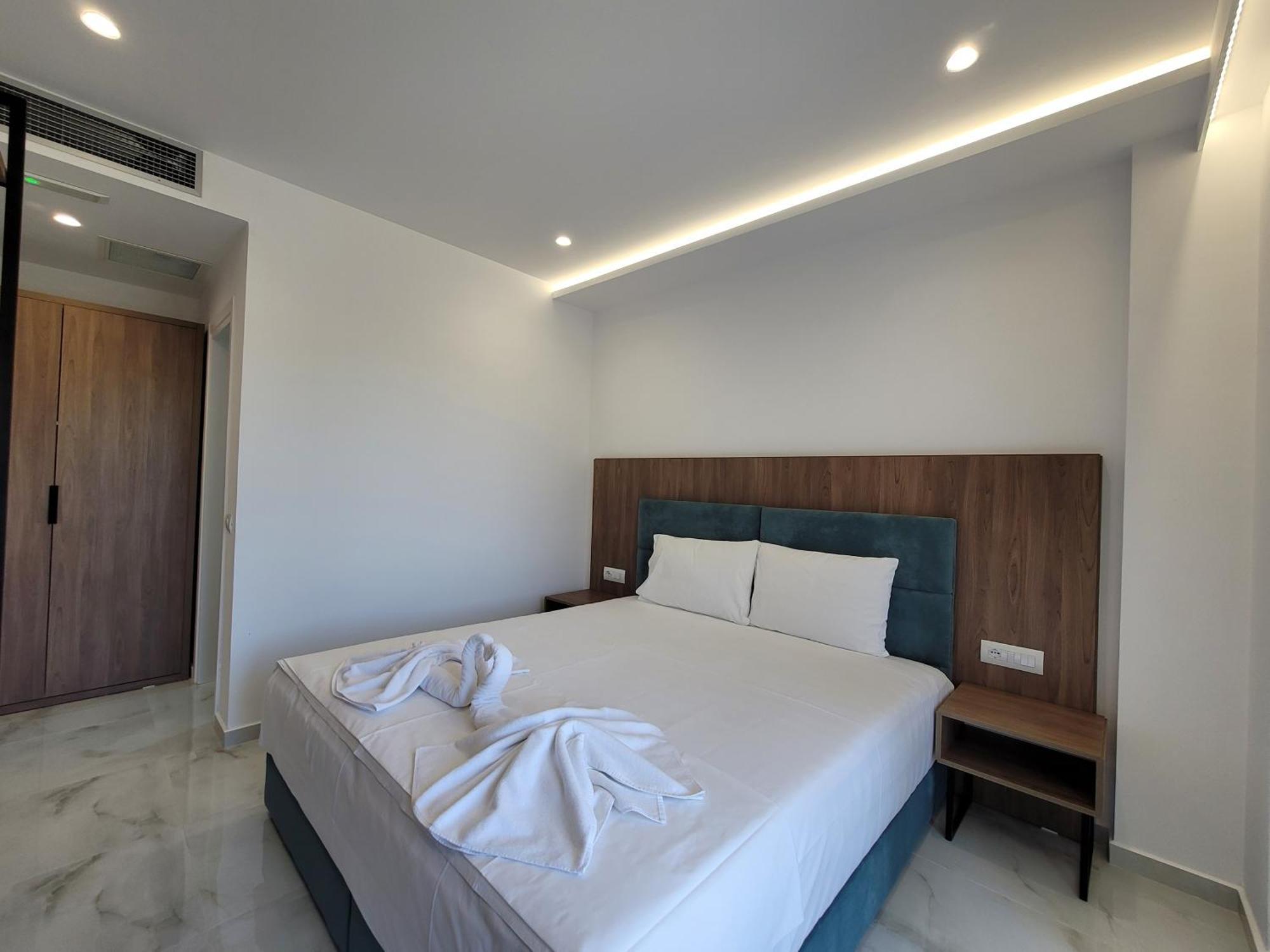 Prestige Hotel Ksamil Eksteriør billede