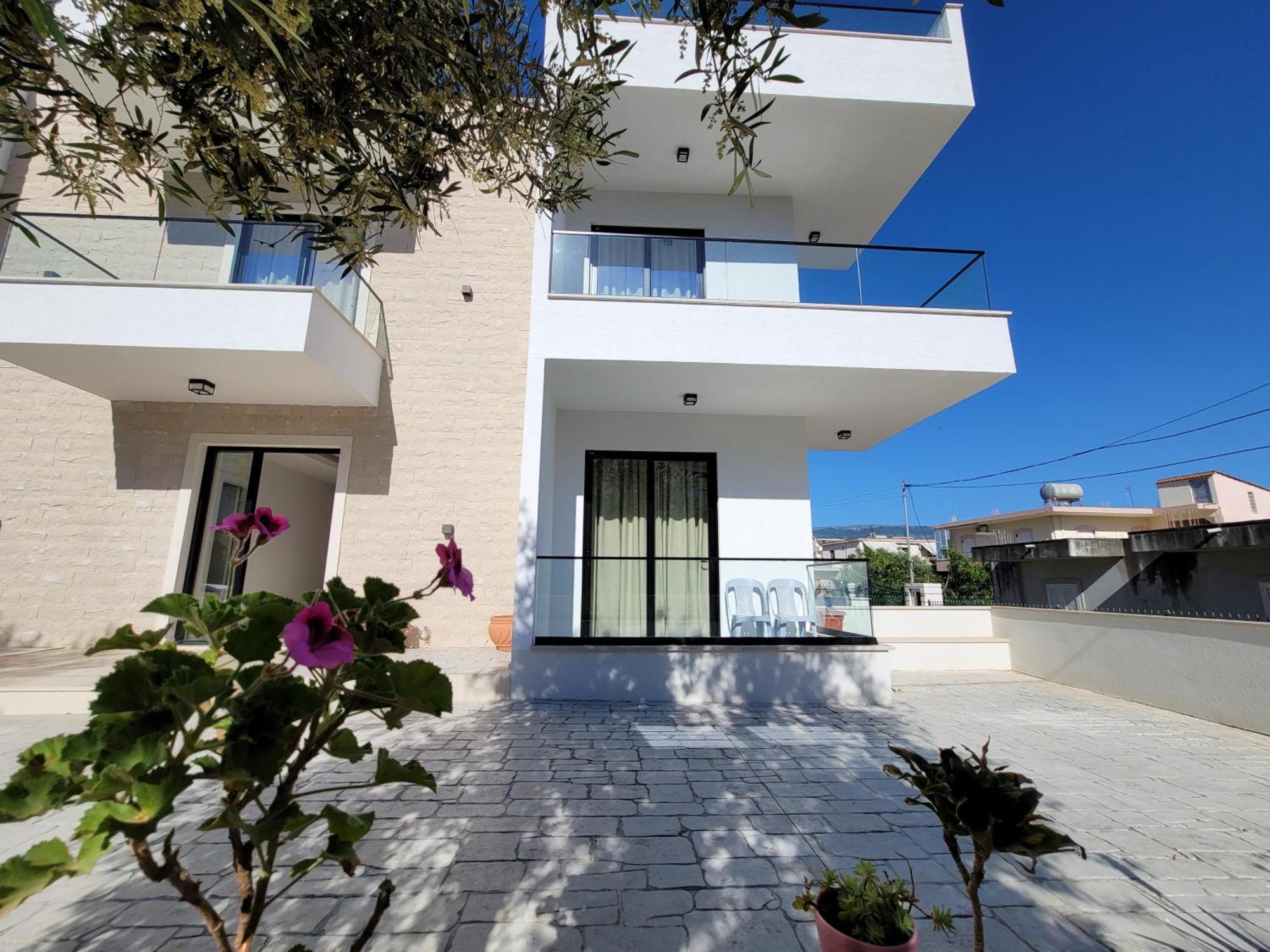 Prestige Hotel Ksamil Eksteriør billede